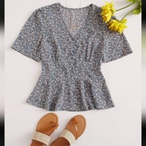 Like New Shein women's floral button down v neck blouse, blue white,retro,size S